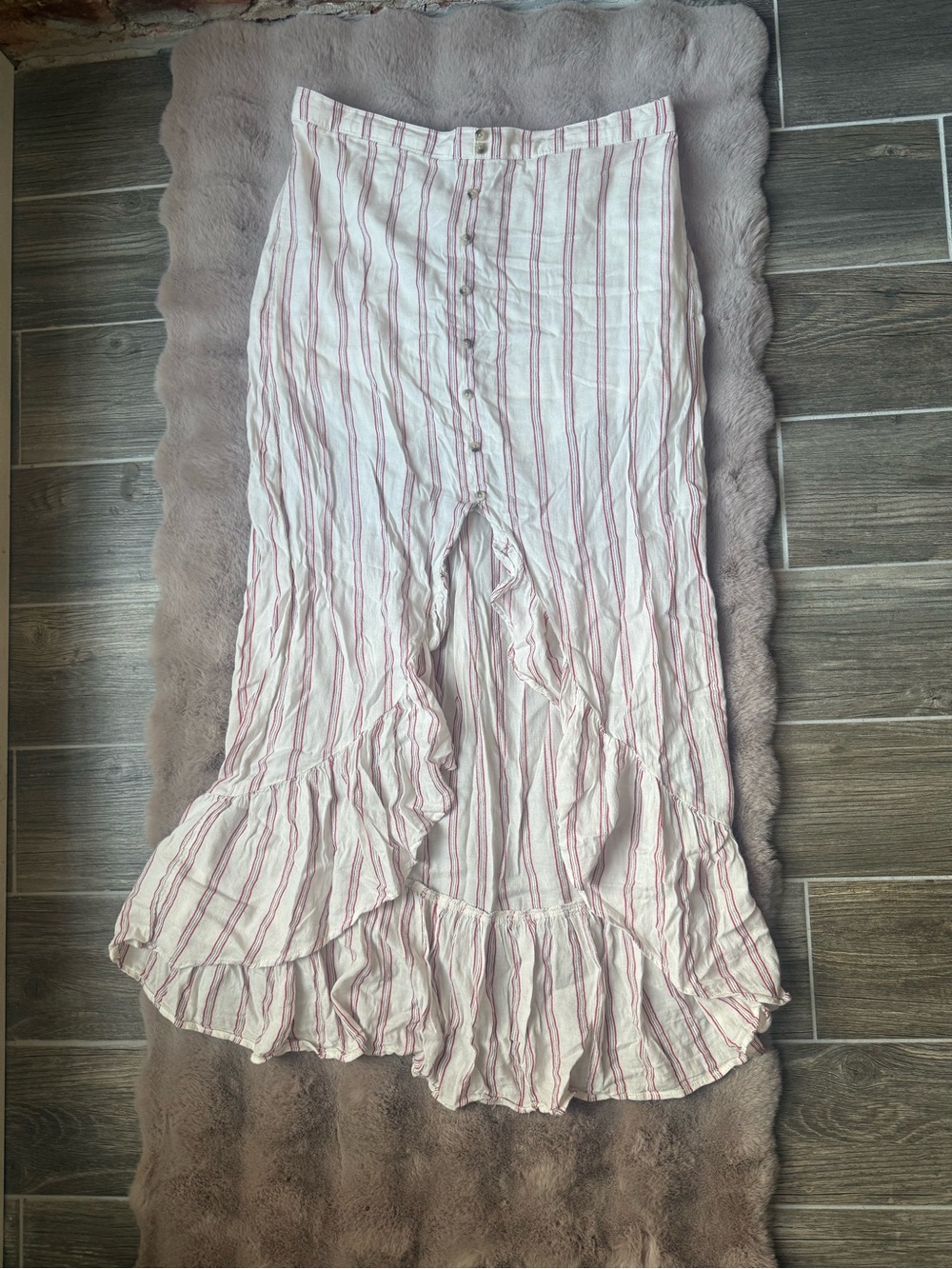 American Eagle flowy high-low midi skirt, size large